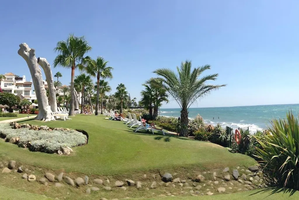 Alcazaba Beach Three Bedroom Apartment إِستيبونا